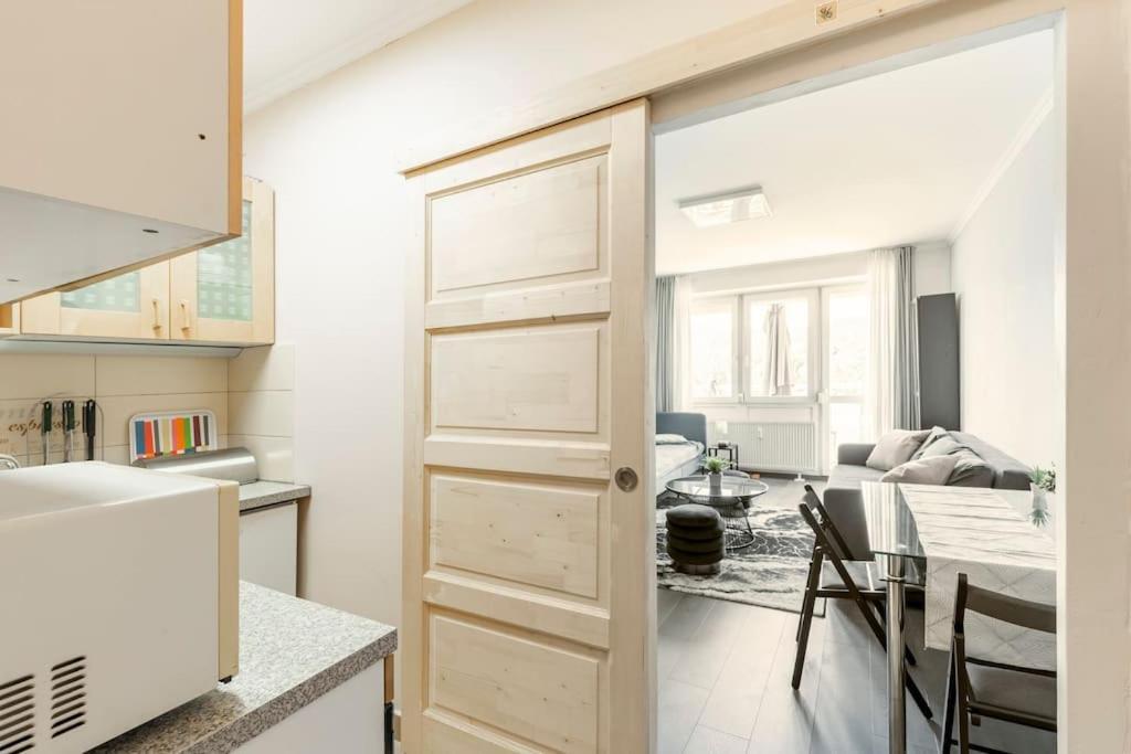 Lovely 1 Bedroom Flat - Gazdagret Budapeşte Dış mekan fotoğraf