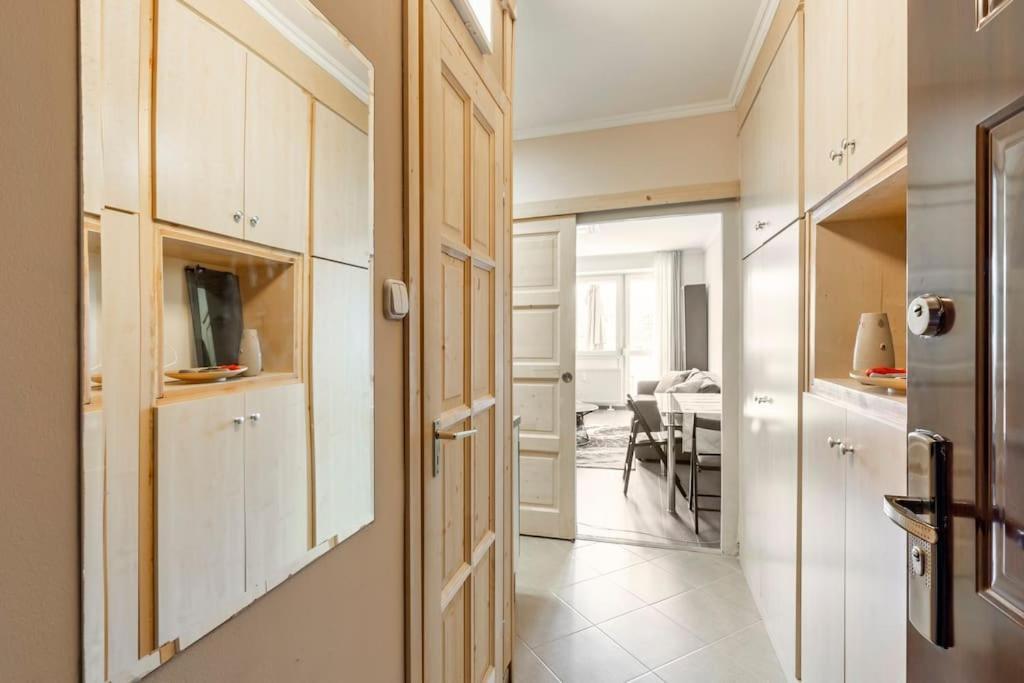 Lovely 1 Bedroom Flat - Gazdagret Budapeşte Dış mekan fotoğraf