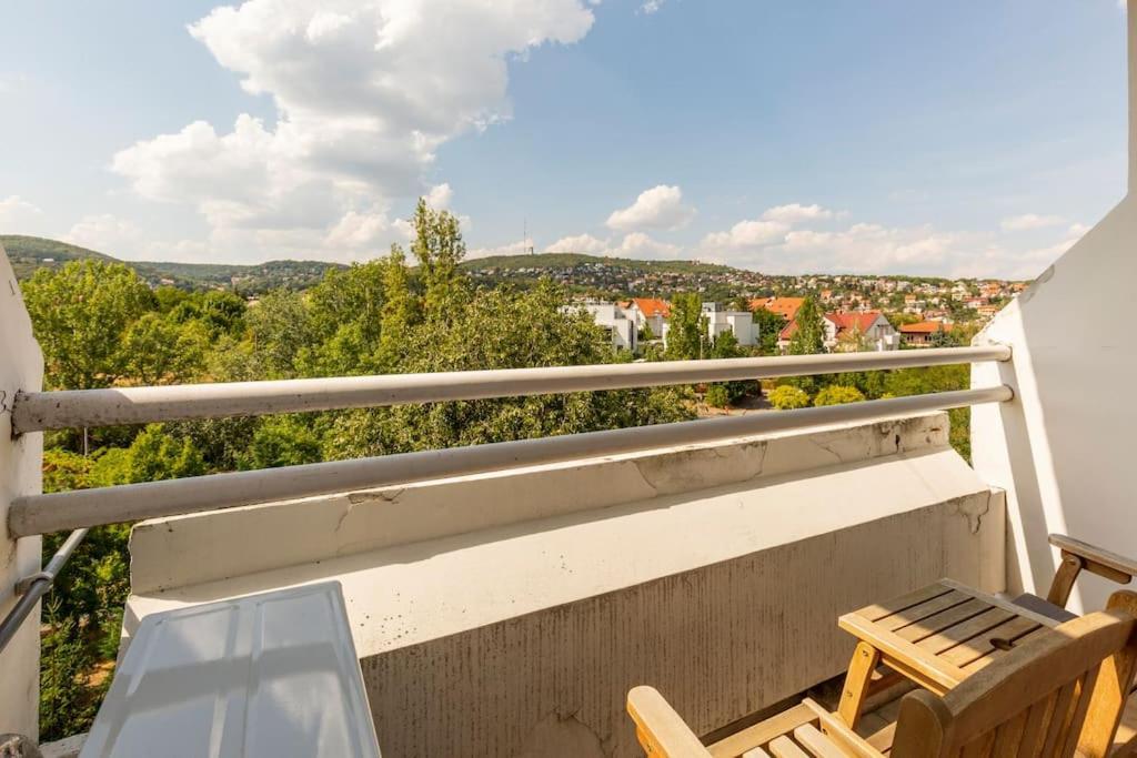 Lovely 1 Bedroom Flat - Gazdagret Budapeşte Dış mekan fotoğraf