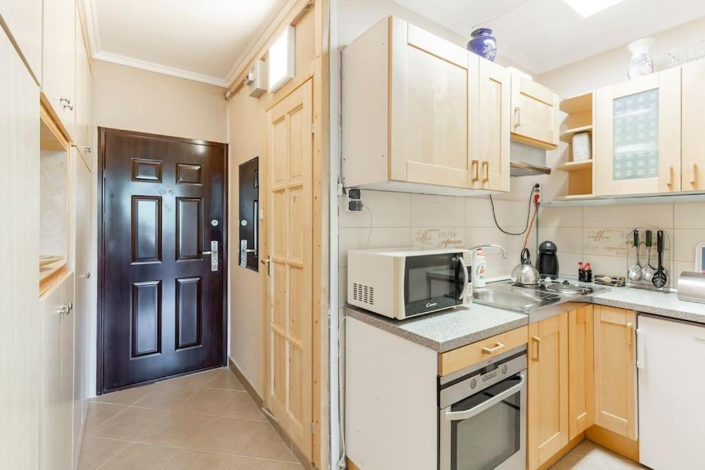 Lovely 1 Bedroom Flat - Gazdagret Budapeşte Dış mekan fotoğraf