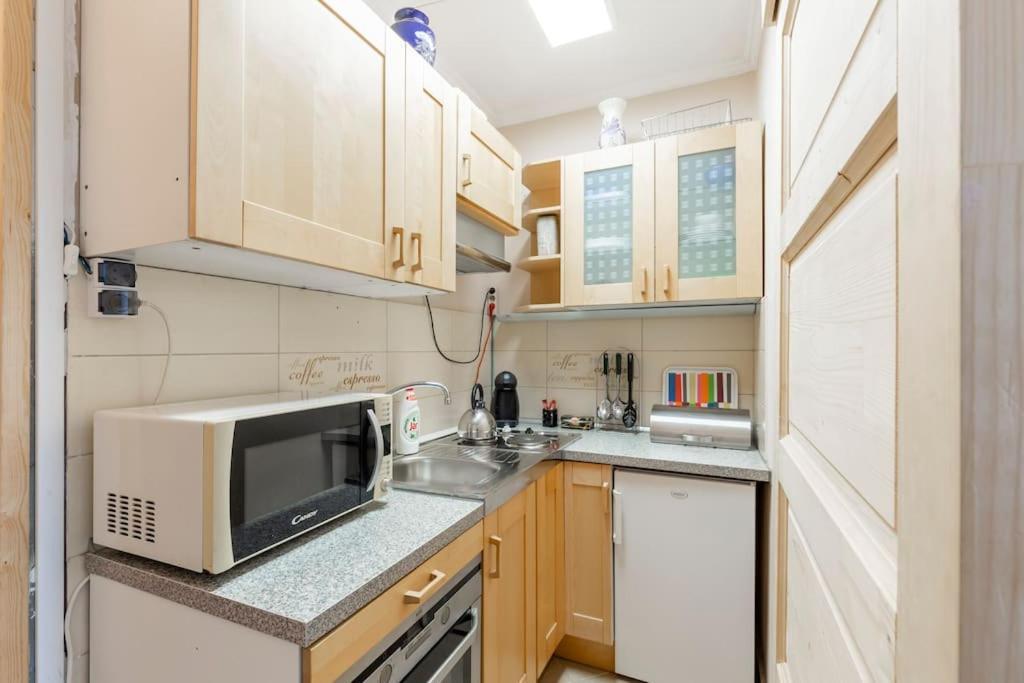 Lovely 1 Bedroom Flat - Gazdagret Budapeşte Dış mekan fotoğraf